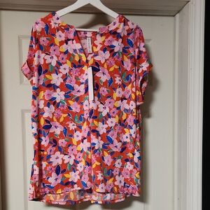 NWT Dear Scarlett Floral Blouse XL Bright Pink Red Short Sleeve Top